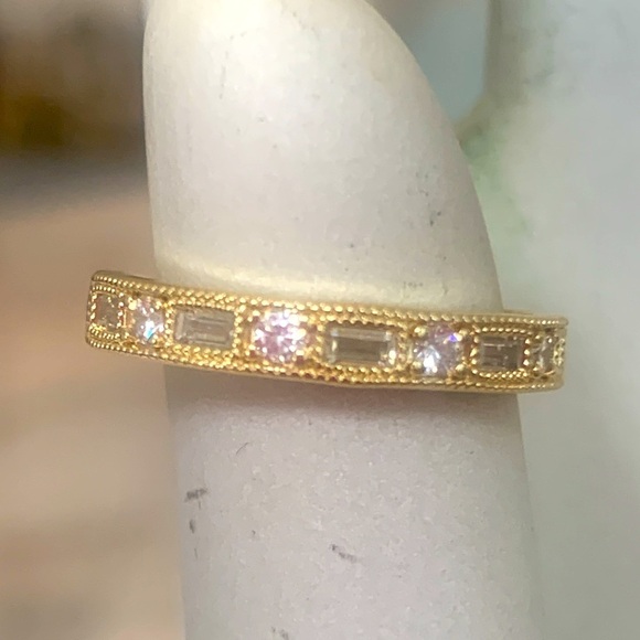 NEW HIGH END Gold Plated Anniversary Ring Wedding Band 7.5 ( #11) GIFT - Picture 1 of 6